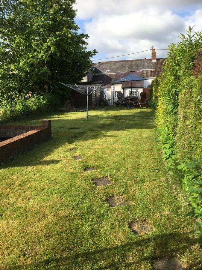 The Cottage Ystradgynlais Luaran gambar